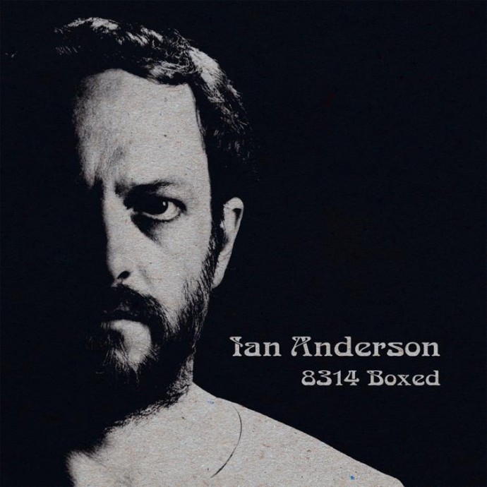 Ian Anderson condivide il video unboxing di “8314 Boxed”, il cofanetto in uscita per Madfish il 23 agosto.